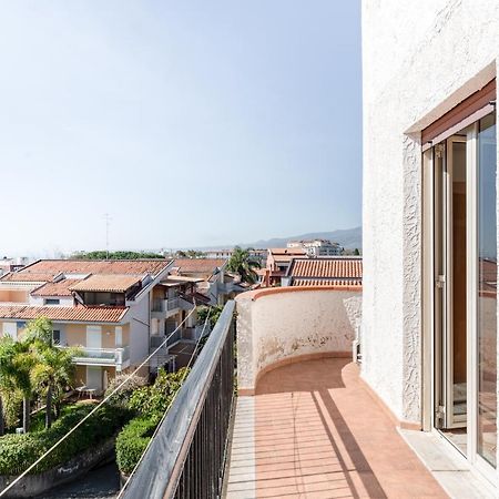Giardini Naxos Apartment With Terrace Near The Sea Екстер'єр фото