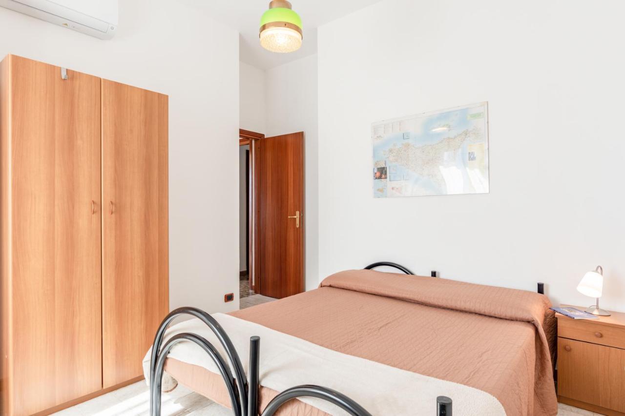 Giardini Naxos Apartment With Terrace Near The Sea Екстер'єр фото